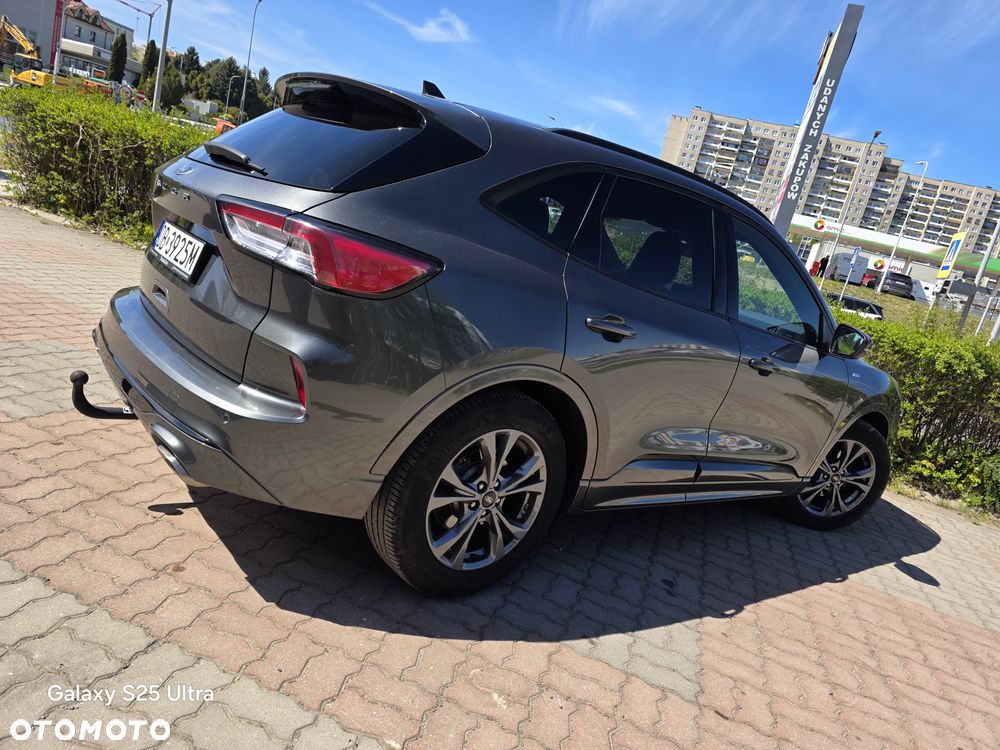 Ford Kuga 1.5 EcoBoost ST-LINE - 36