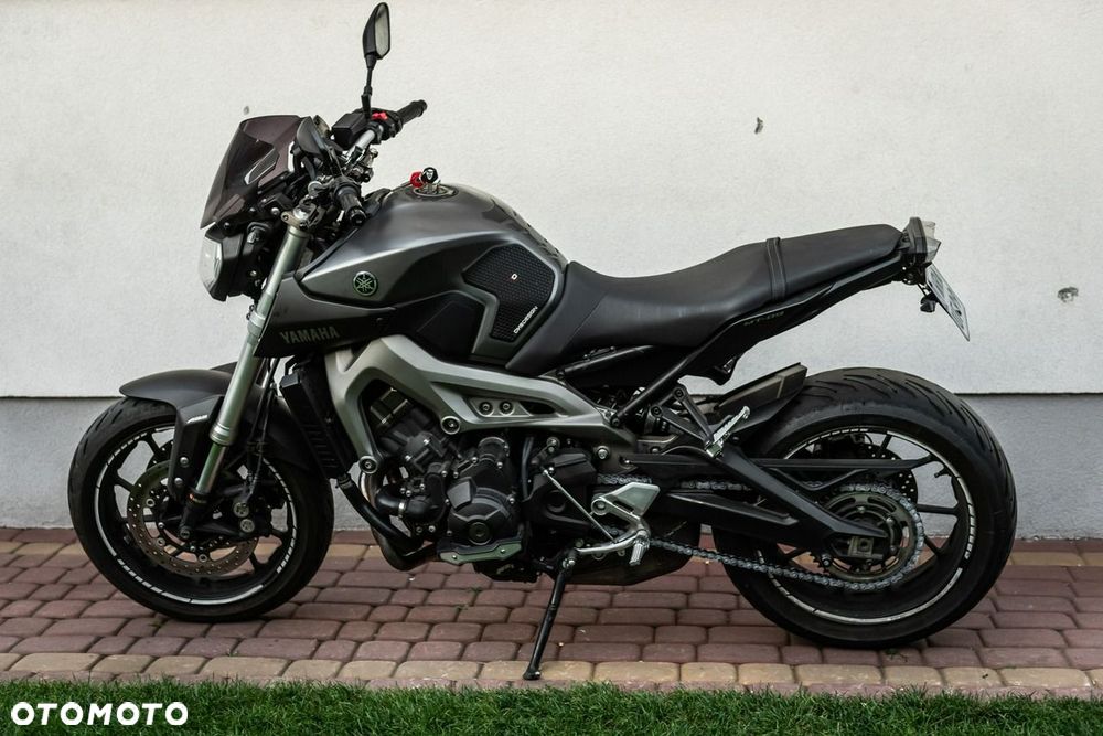 Yamaha MT - 5