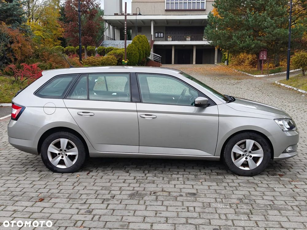 Skoda Fabia 2017 photo 3