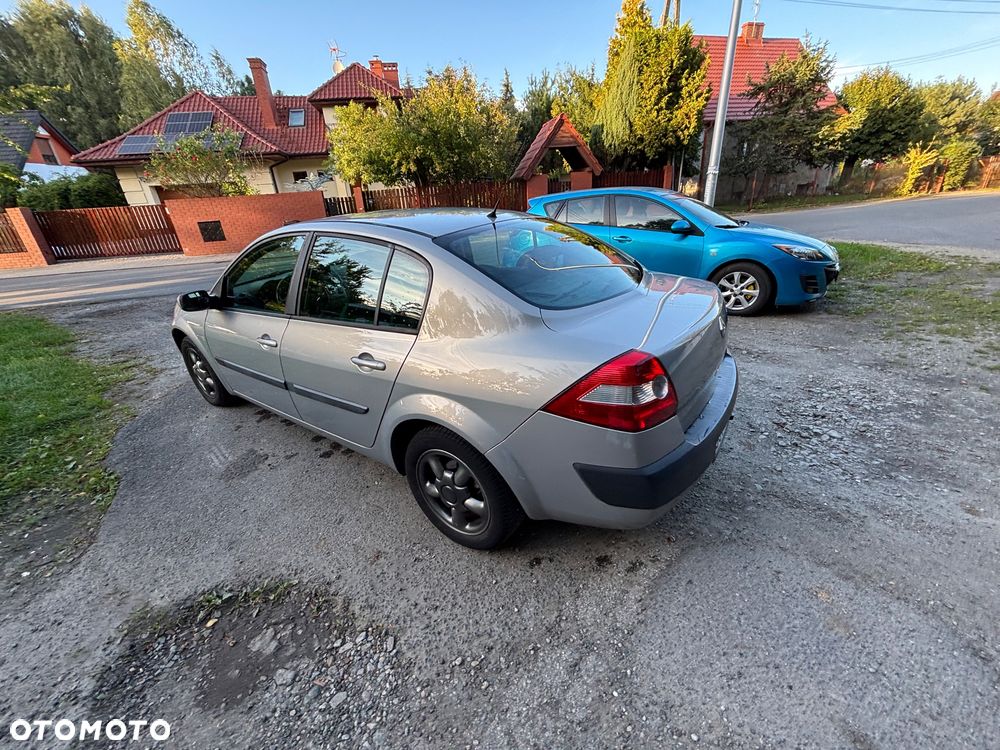 Renault Megane II 1.6 Confort Authentique - 8