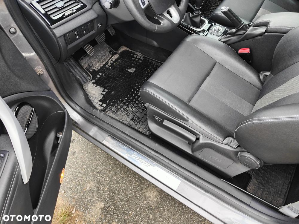 Renault Megane 1.4 16V TCE Bose Edition - 4