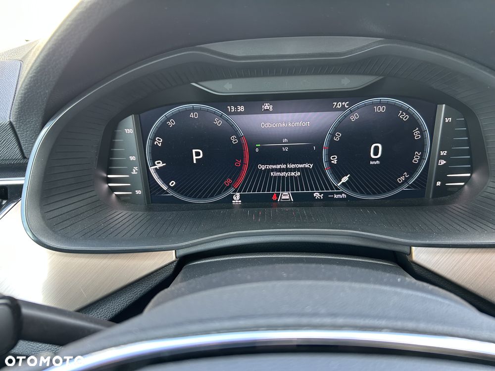 Skoda Kamiq 1.0 TSI Style DSG - 25