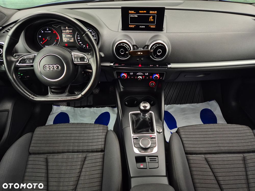 Audi A3 Limousine 2.0 TDI S line Sportpaket - 15