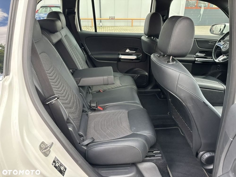 Mercedes-Benz EQB 250 70.5kWh Progressive - 17