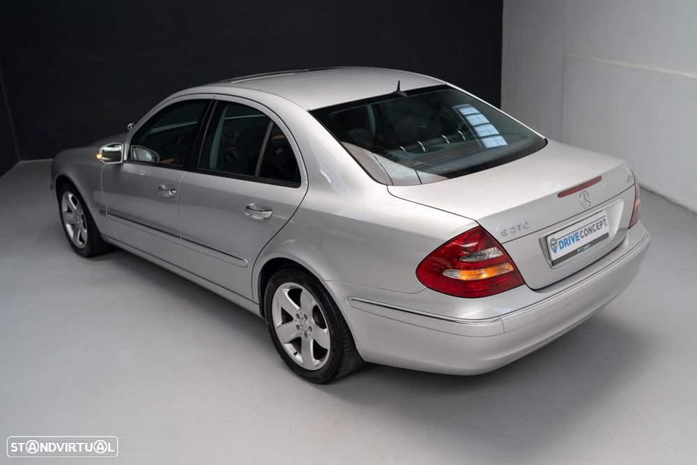 Mercedes-Benz E 270 - 30