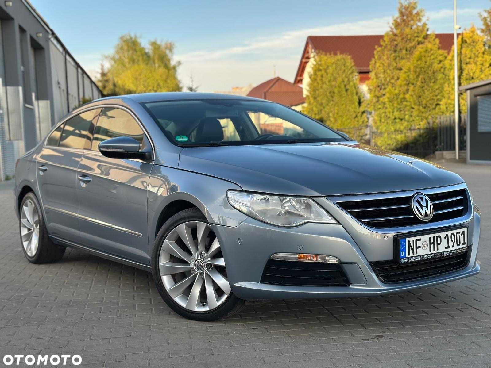 Volkswagen Passat CC - 16