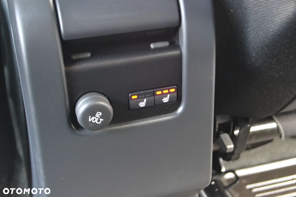 Volvo XC 60 - 30