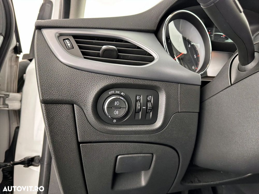 Opel Astra 1.6 CDTI DPF ecoFLEX Start/Stop Selection - 14