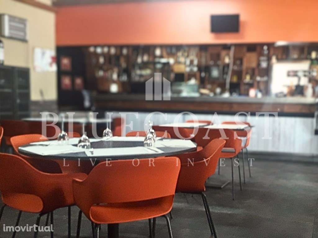 Moradia com Comércio no Vimieiro, Arraiolos - Oportunidade de Inves... - Grande imagem: 2/9