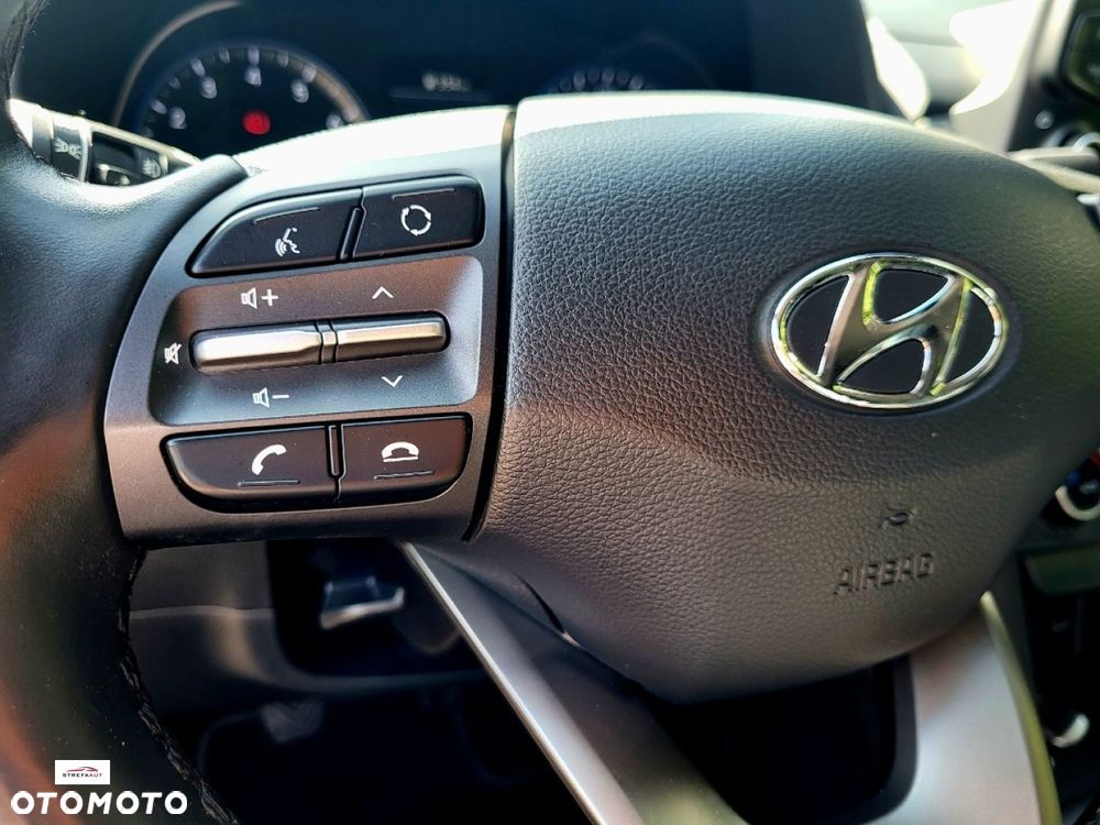 Hyundai Kona - 23