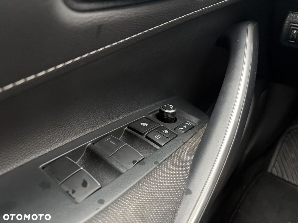 Toyota Corolla 1.8 Hybrid Comfort - 22