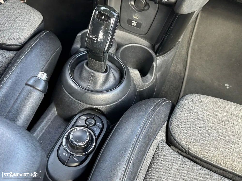 MINI Cabrio Cooper Premium Plus Sidewalk Special Edition Auto - 18