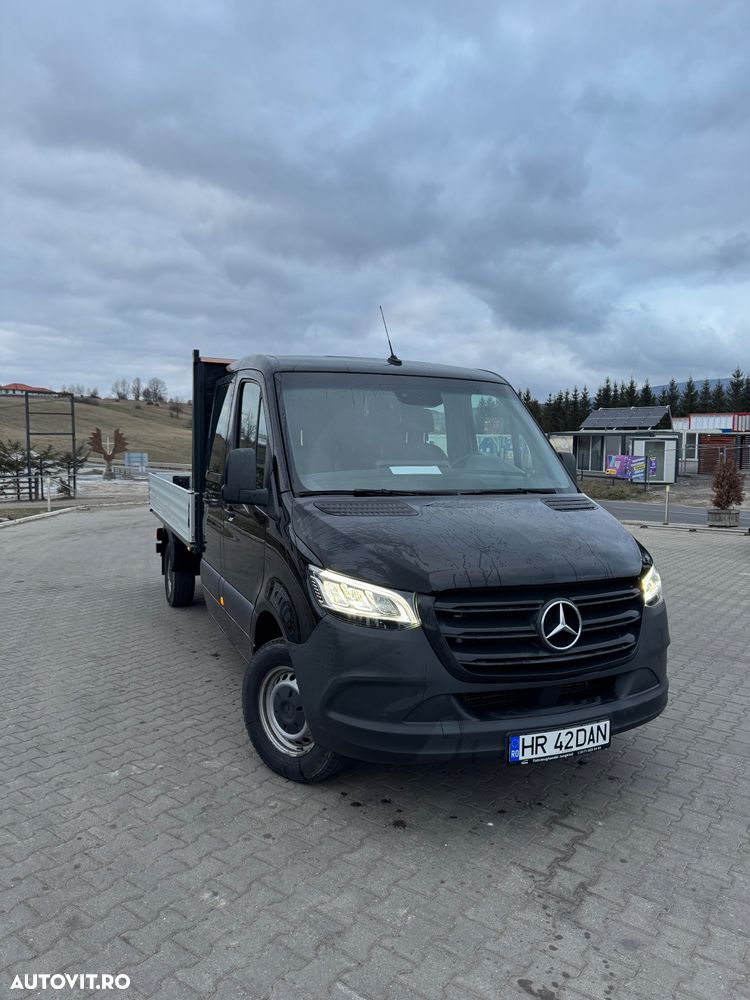 Mercedes-Benz Sprinter - 2