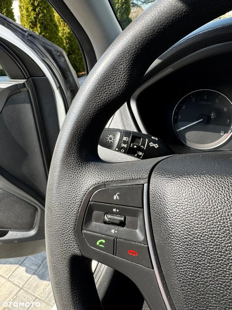 Hyundai i20 blue 1.2 Classic - 22