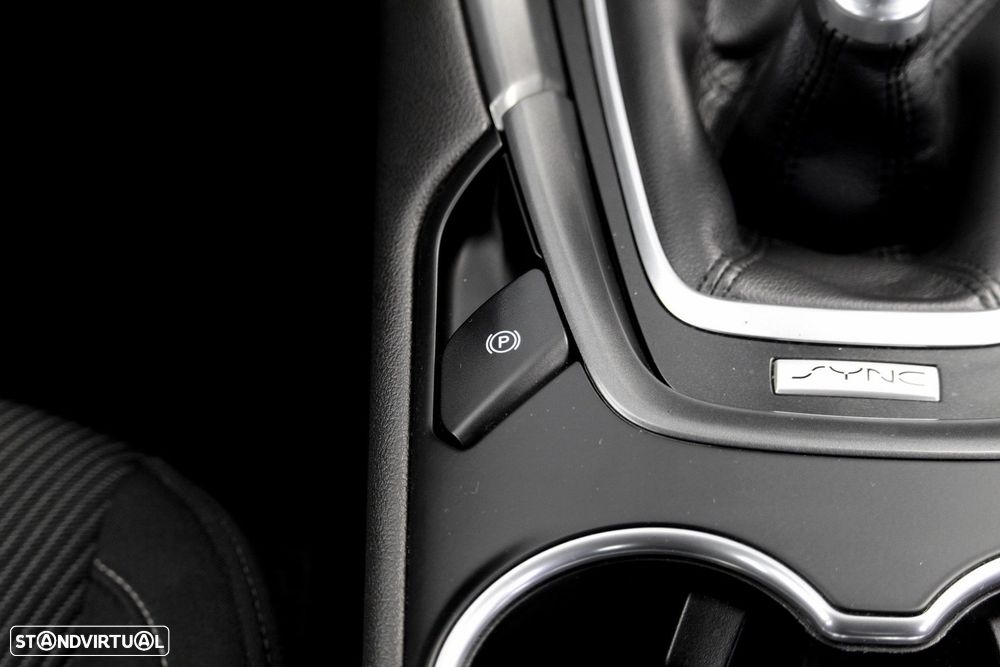 Ford Mondeo 1.5 TDCi Titanium ECOnetic - 25