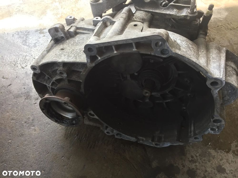 VW PASSAT B7 12R 2.0 TDI SKRZYNIA BIEGÓW NFU - 1