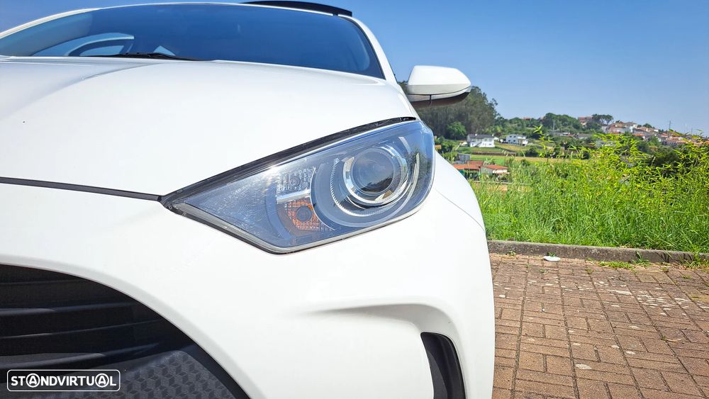 Toyota Yaris 1.0 VVT-i Comfort Plus - 4