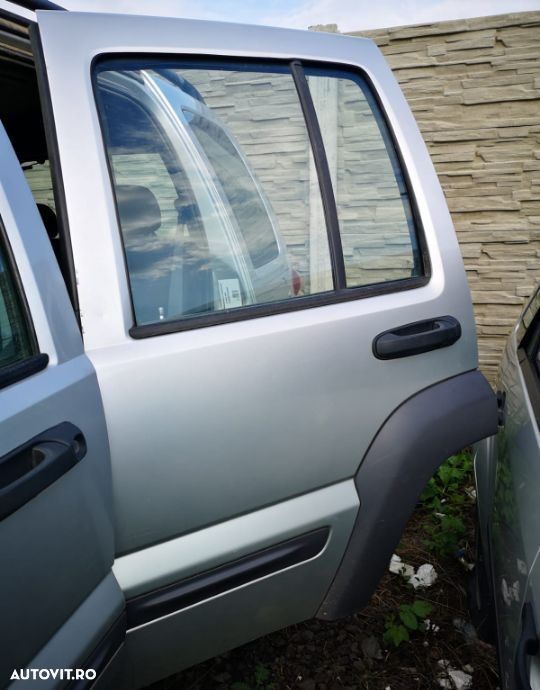 Usa stanga spate Jeep Cherokee KJ 2001 - 1