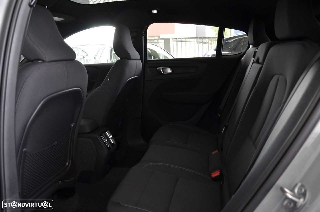 Volvo C40 Recharge Extended Range Plus - 11