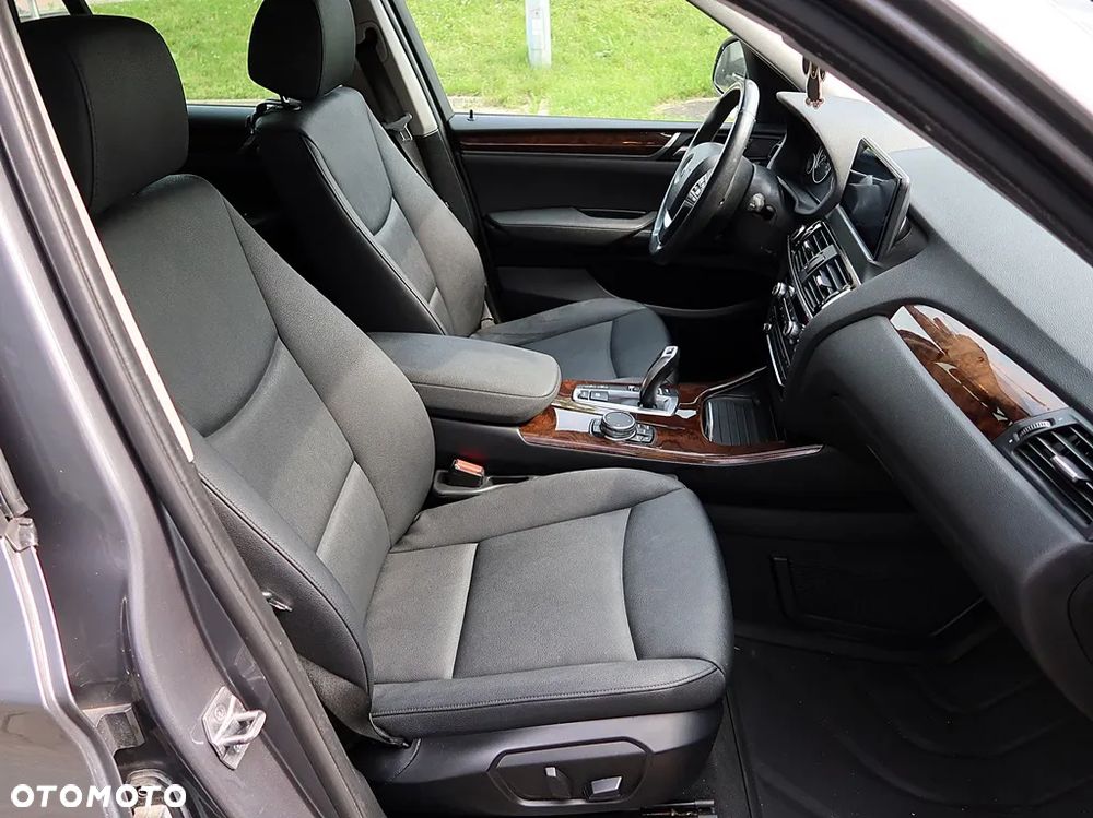 BMW X3 28i xDrive - 9