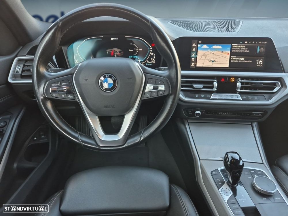 BMW 320 e Auto - 13