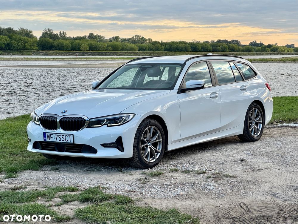 BMW Seria 3 320d xDrive mHEV - 5
