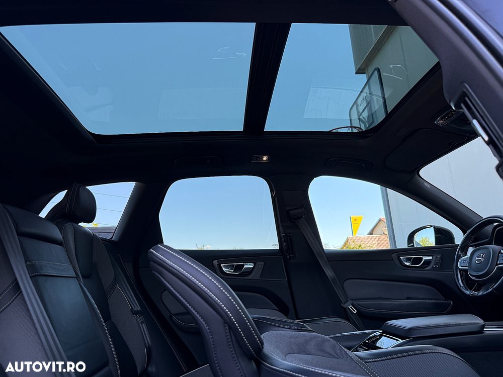 Volvo XC 60 B4 MHEV AWD R-Design - 8