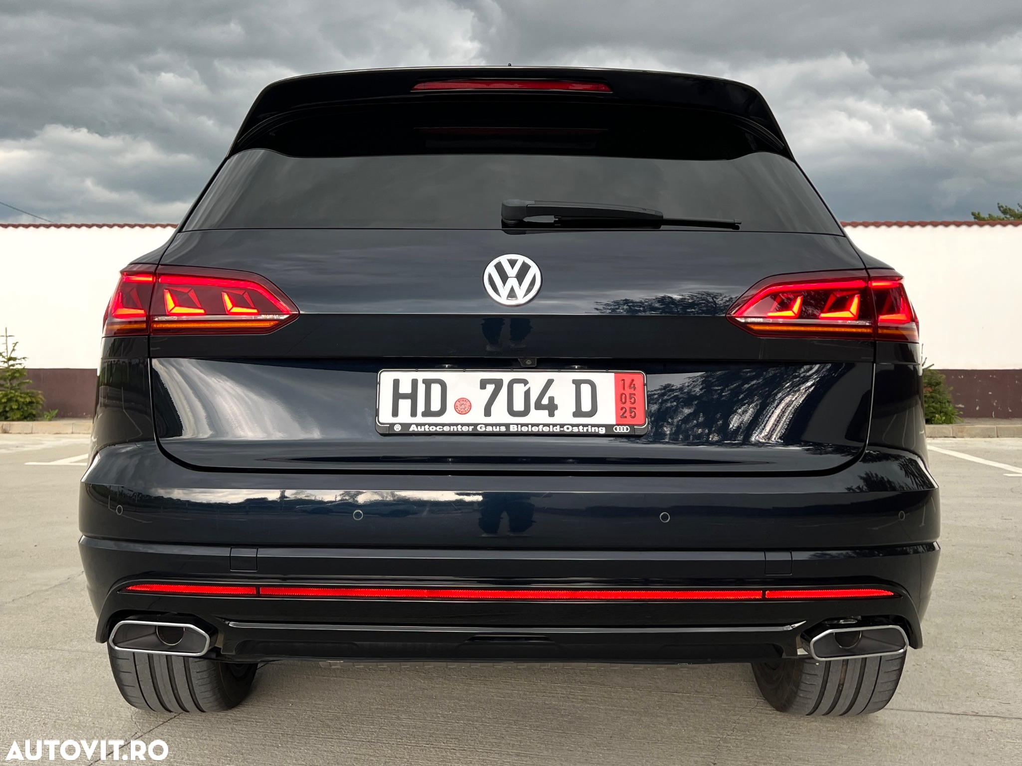 Volkswagen Touareg 3.0 V6 TDI 4Motion DPF Automatik R-Line - 34