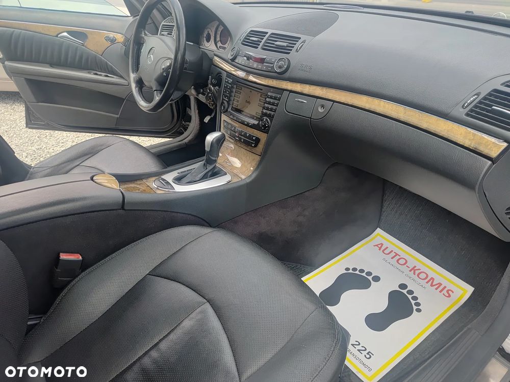 Mercedes-Benz Klasa E 500 Avantgarde Sport Edition - 26