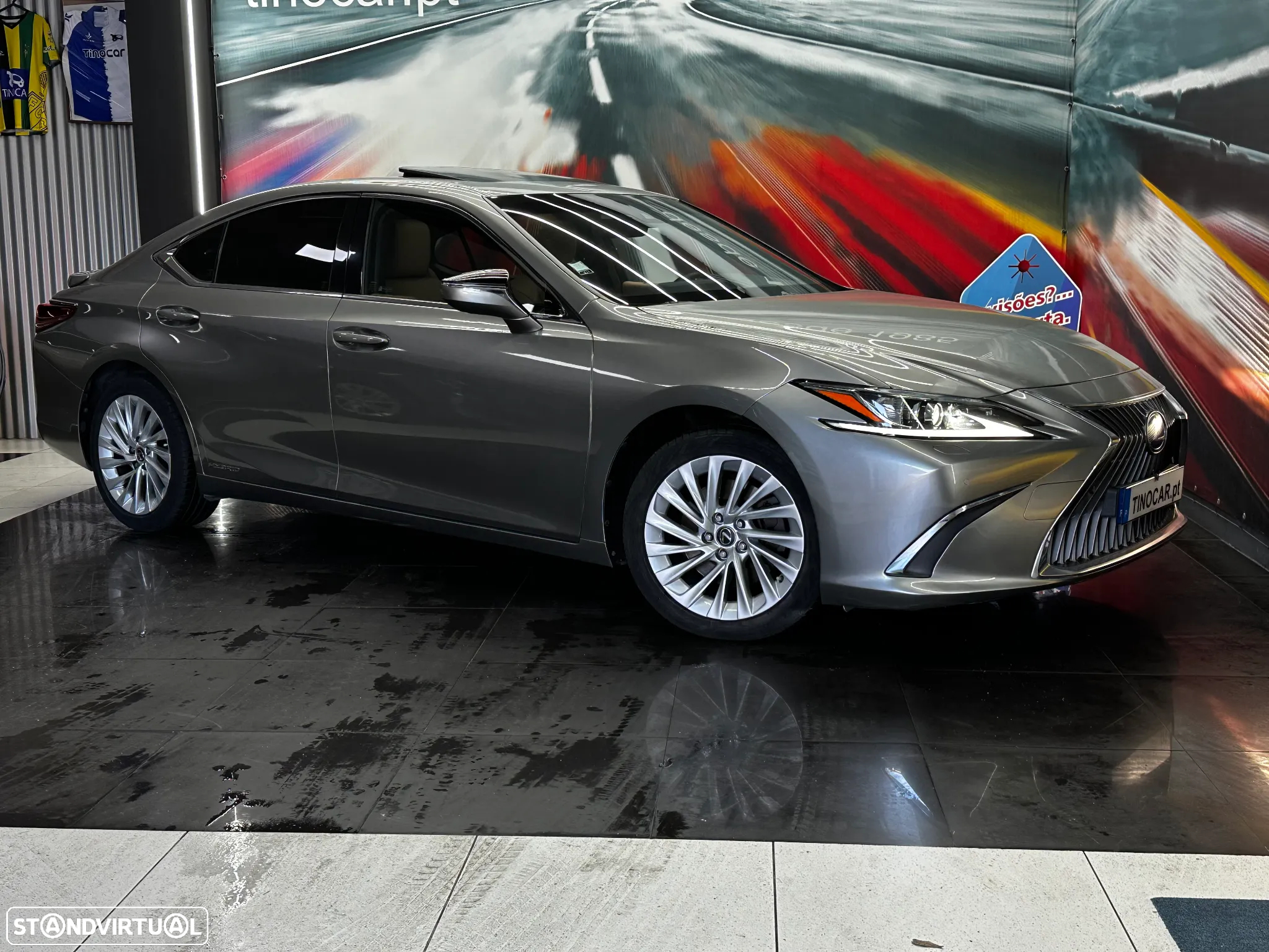 Lexus ES 300h Executive+ - 4