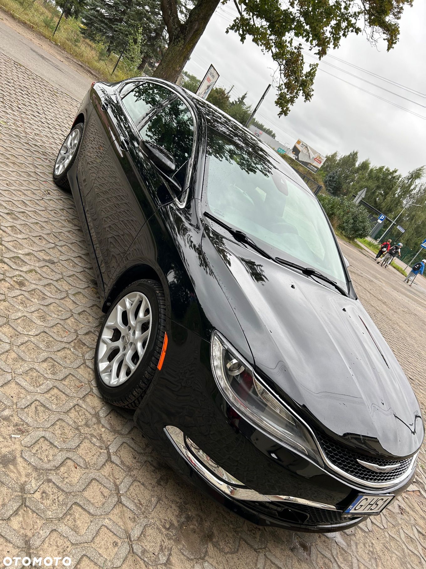 Chrysler 200 - 1