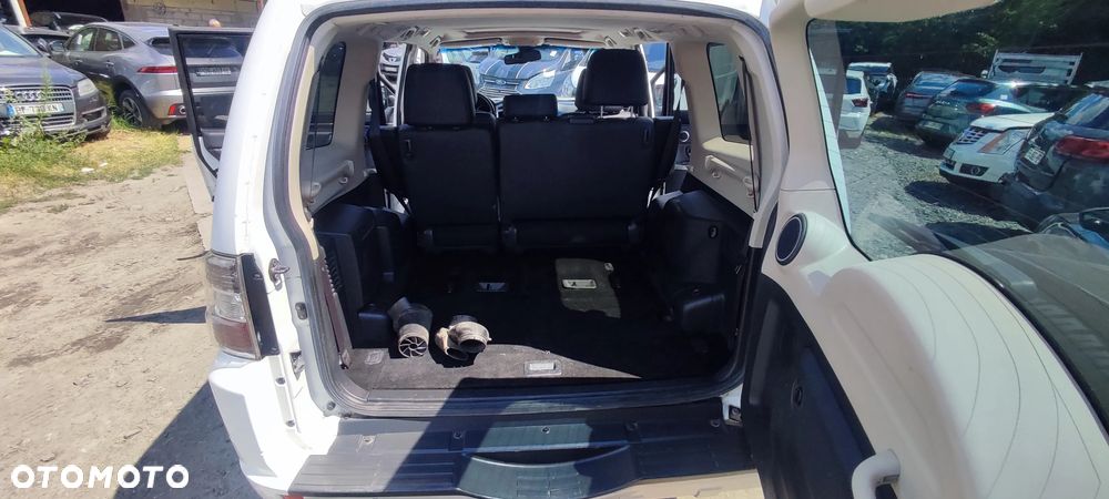 Mitsubishi Pajero 3.2 DID Instyle - 18
