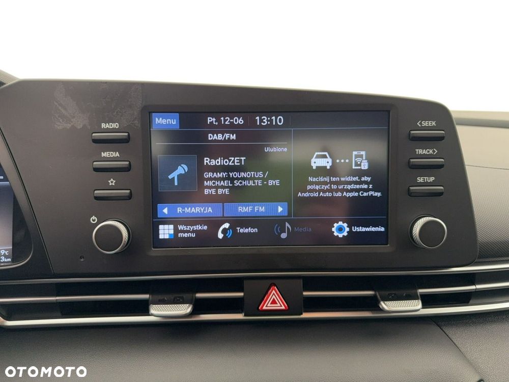 Hyundai Elantra - 19