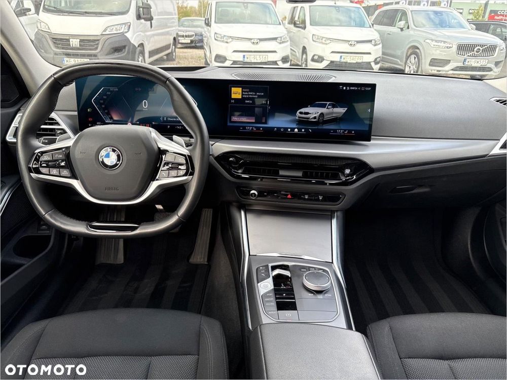 BMW Seria 3 320d xDrive mHEV sport - 12