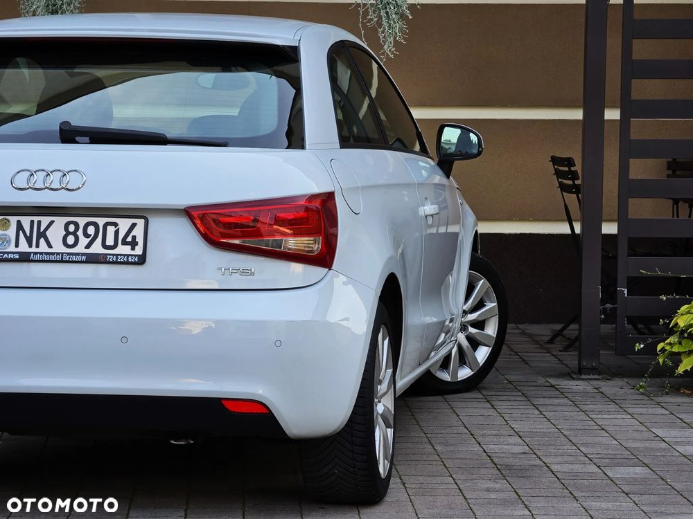 Audi A1 3-drzwiowe 1.2 TFSI S line edition - 23