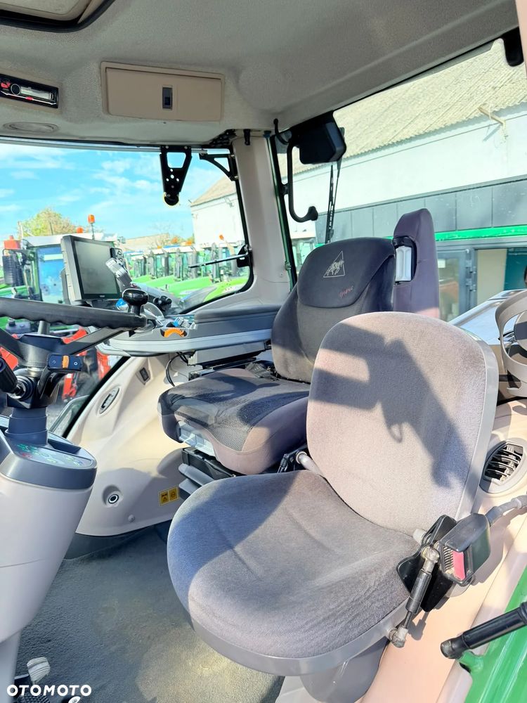 Fendt 828 Vario Profi Plus - 26