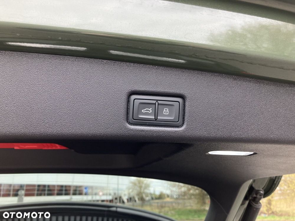 Audi SQ5 - 30
