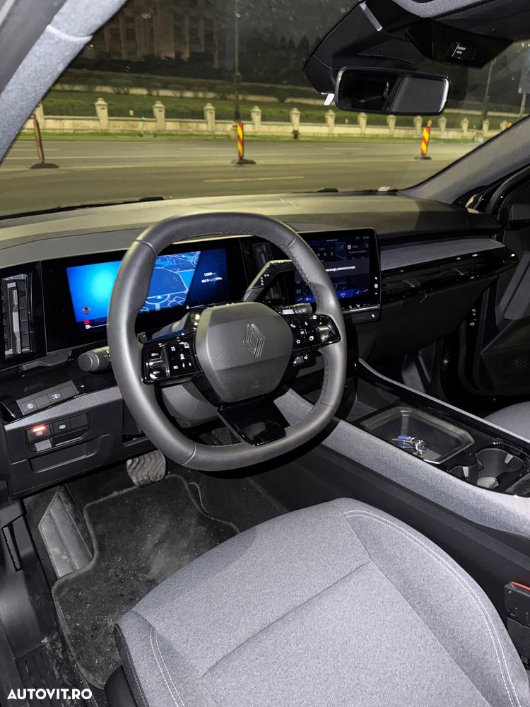 Renault Austral 160 MHEV Evolution - 8