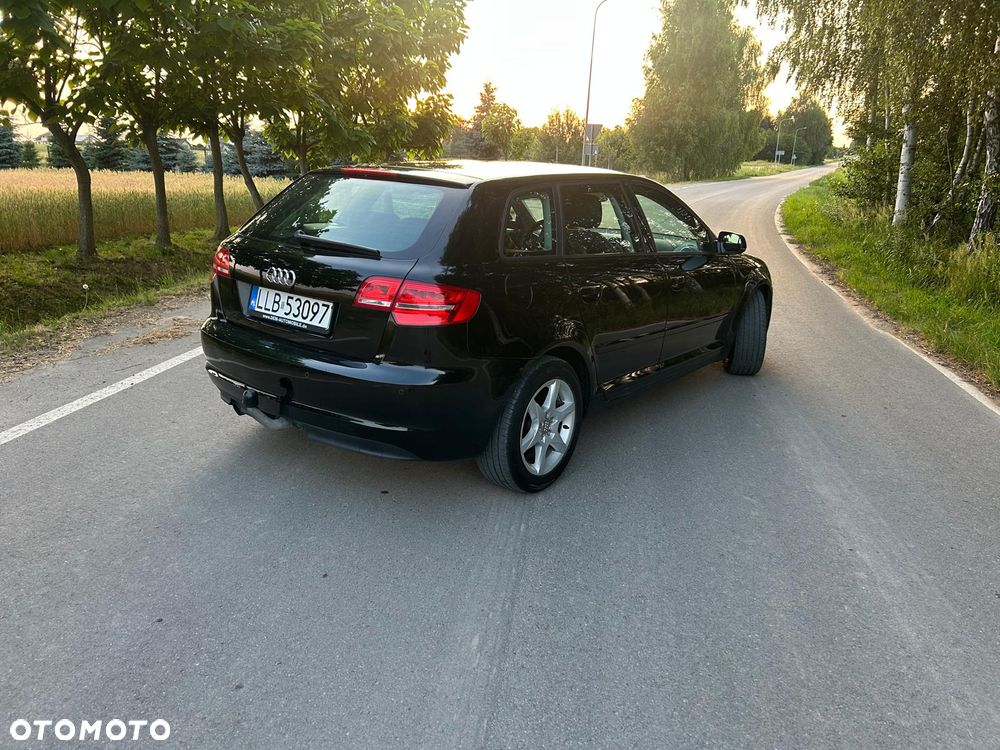 Audi A3 Sportback 2.0 TDI DPF Ambition - 9