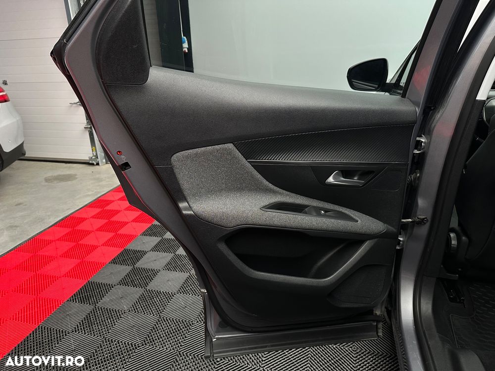 Peugeot 3008 1.6 BlueHDI S&S Active - 25