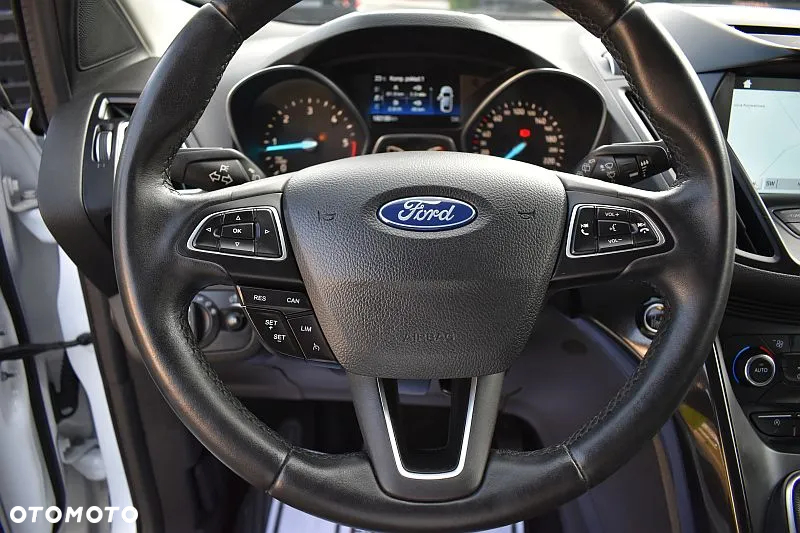 Ford Kuga 2.0 TDCi 4x2 Titanium - 12