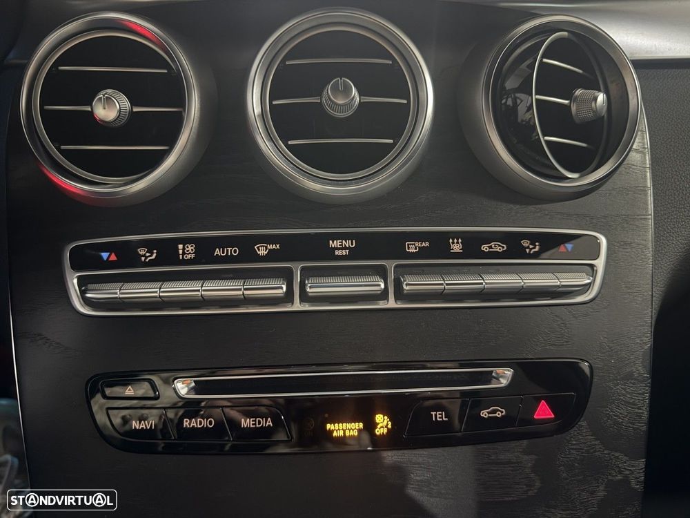 Mercedes-Benz GLC 250 d 4Matic 9G-TRONIC AMG Line - 22