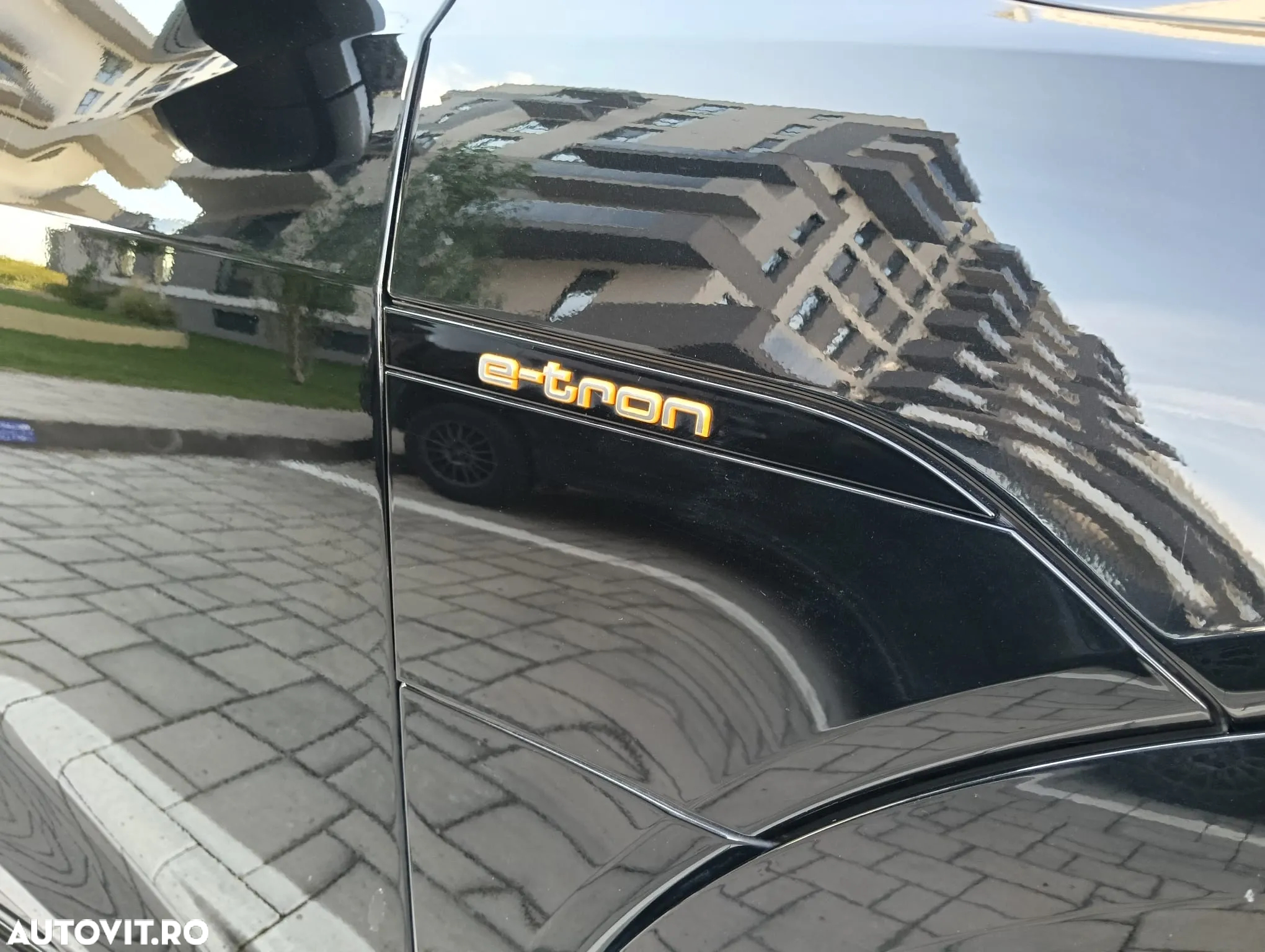 Audi e-tron 55 quattro advanced - 26