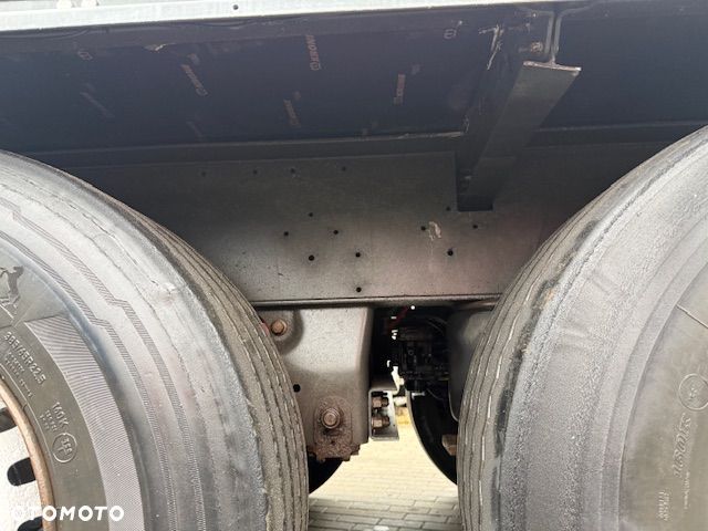 Schmitz Cargobull SKO24 IZOTERMA Naczepa Ciężarowa, OSIE SAF, PODNOSZONA OŚ, RAMA W OCYNKU, ŚCIANA 5,5CM - 26