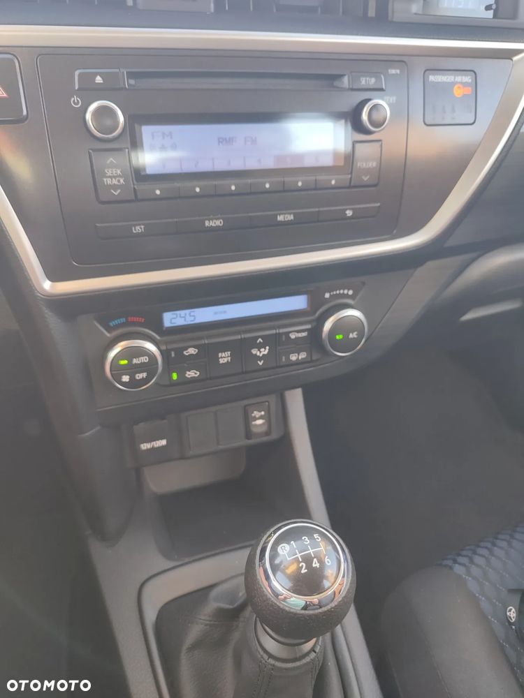 Toyota Auris 1.33 VVT-i Active - 10
