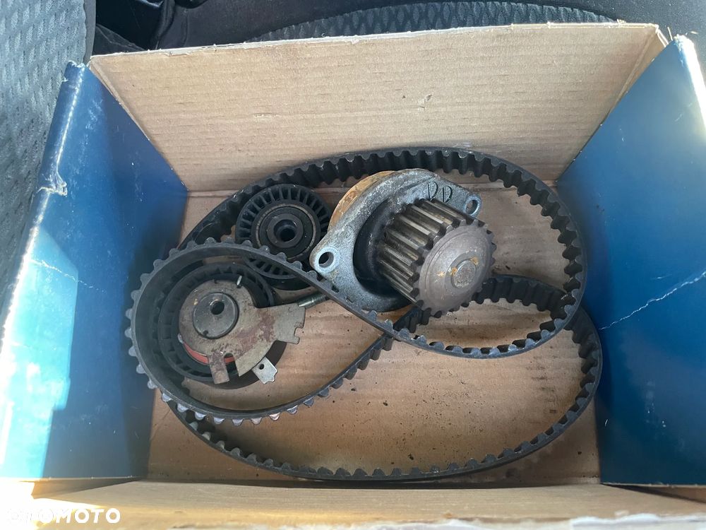 Citroën C4 1.6 16V Exclusive - 22