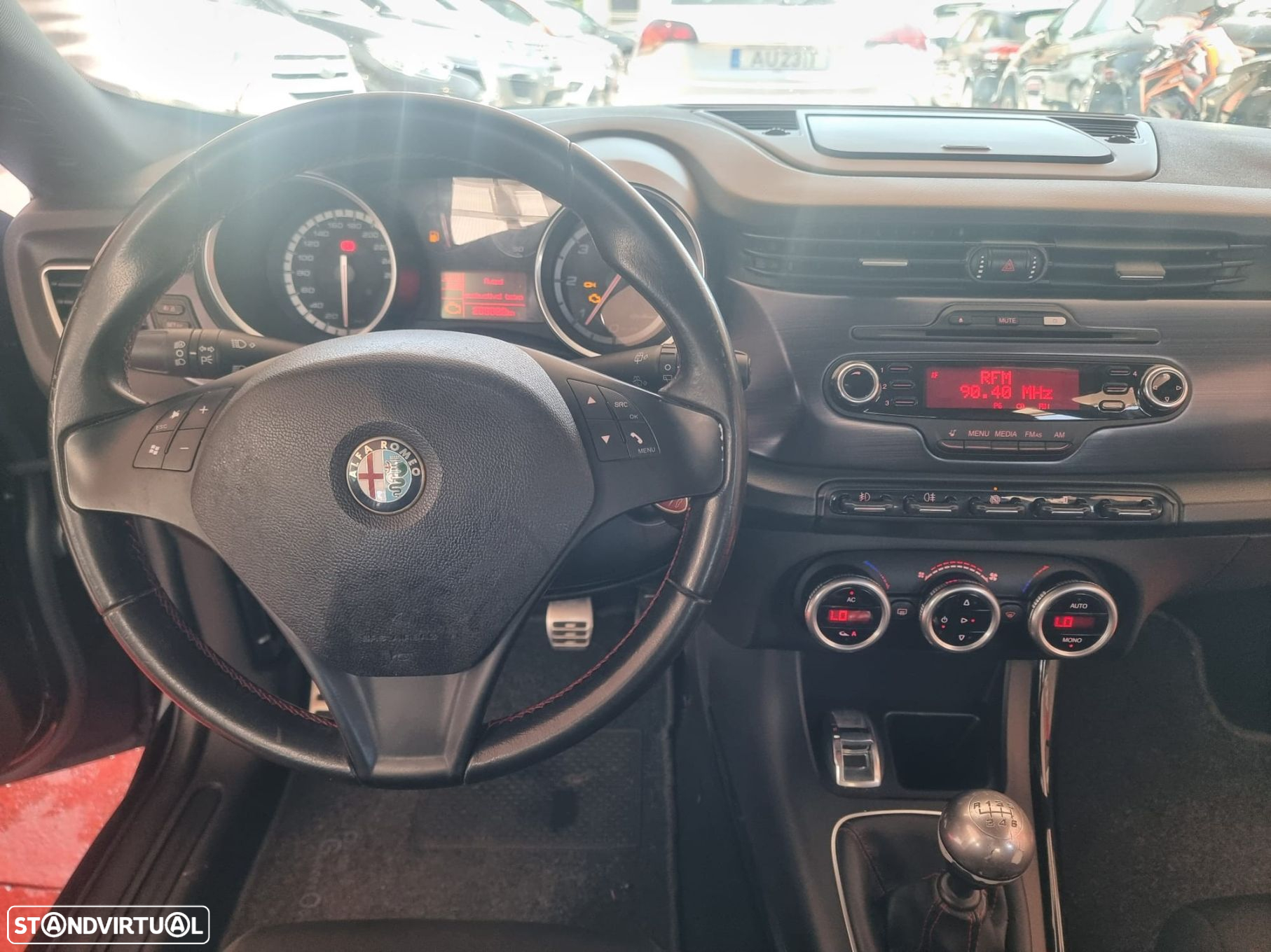 Alfa Romeo Giulietta 2.0 JTDm Distinctive - 15