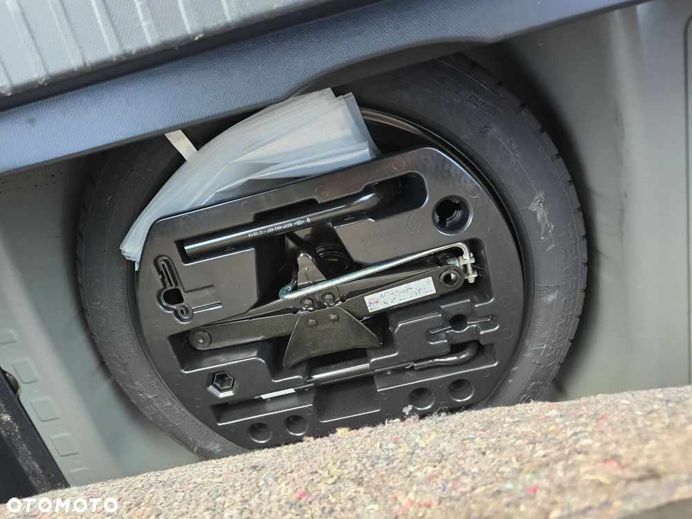 Renault Captur - 28