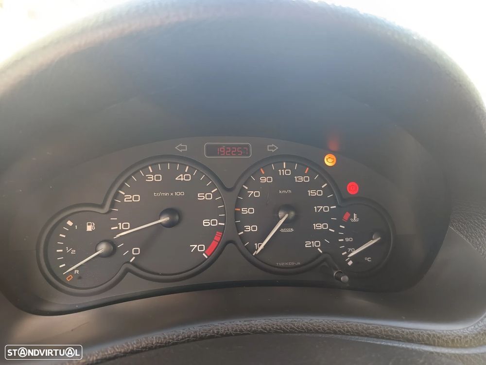 Peugeot 206 1.1 Color Line - 7