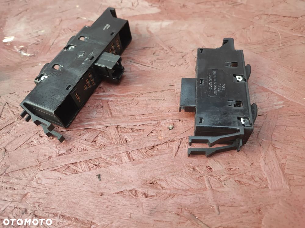 BMW E46 COUPE / COMPACT ORYGINALNE PRZEŁĄCZNIKI STEROWANIA SZYBAMI POD 4xELEKTRYCZNE SZYBY 2 UCHYLNE  EUROPA O NR. 61 31 6 902 175 / 61 31 8 381 509 OEM W BARDZO DOBRYM STANIE - 8